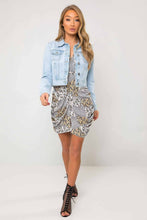 Load image into Gallery viewer, Shelikes Ladies Denim Crop Style Jacket - Bleach