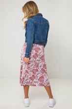 Load image into Gallery viewer, Shelikes Ladies Denim Crop Style Jacket - Mid Blue